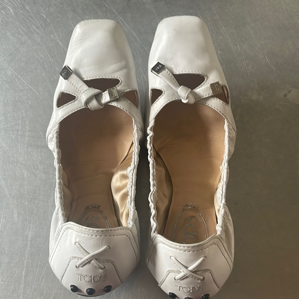 TOD'S "Degas W. Ballerina Tassel" Shoes - Picture 2 of 16